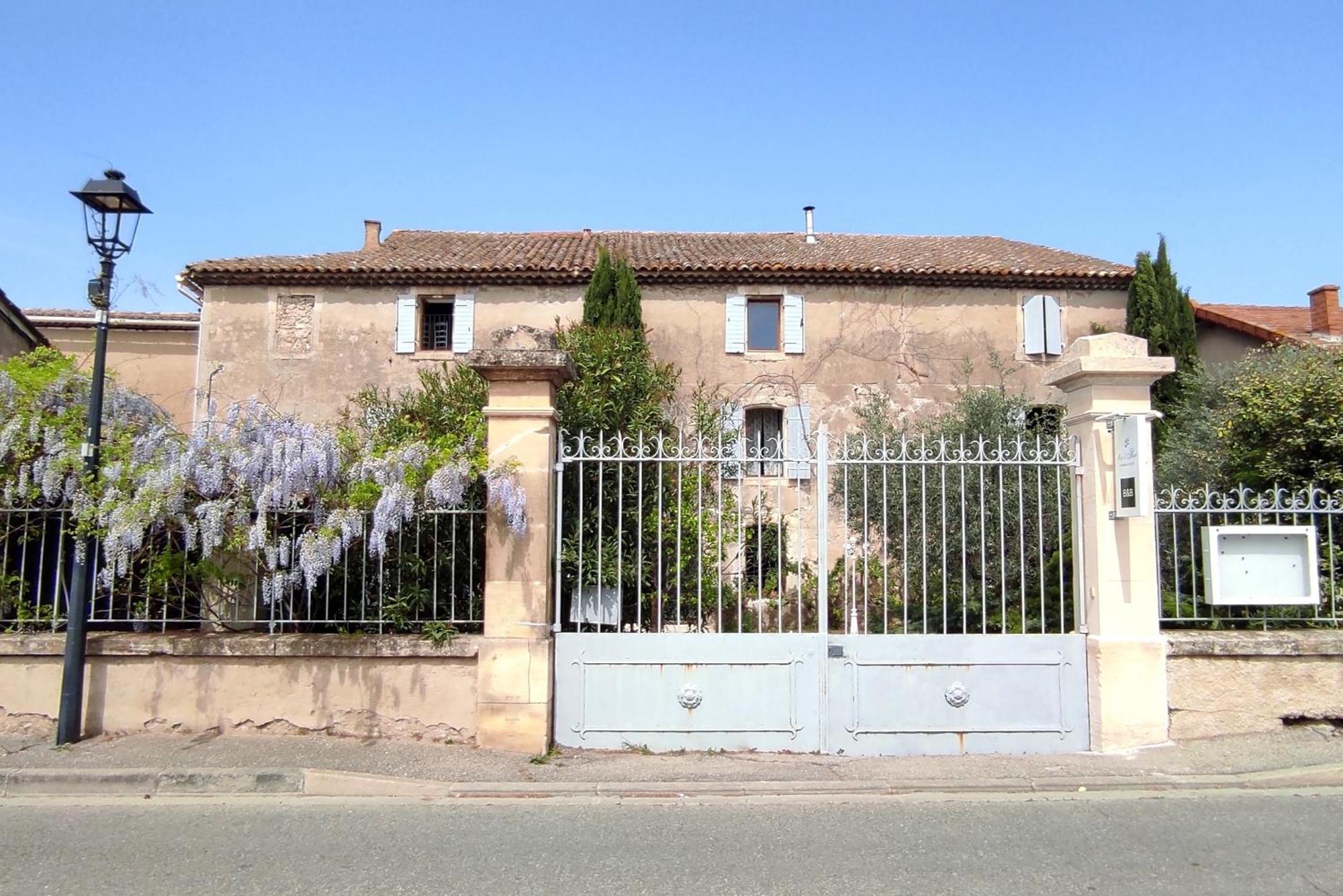 Mas D'Alaure B&B Verquieres Exterior photo