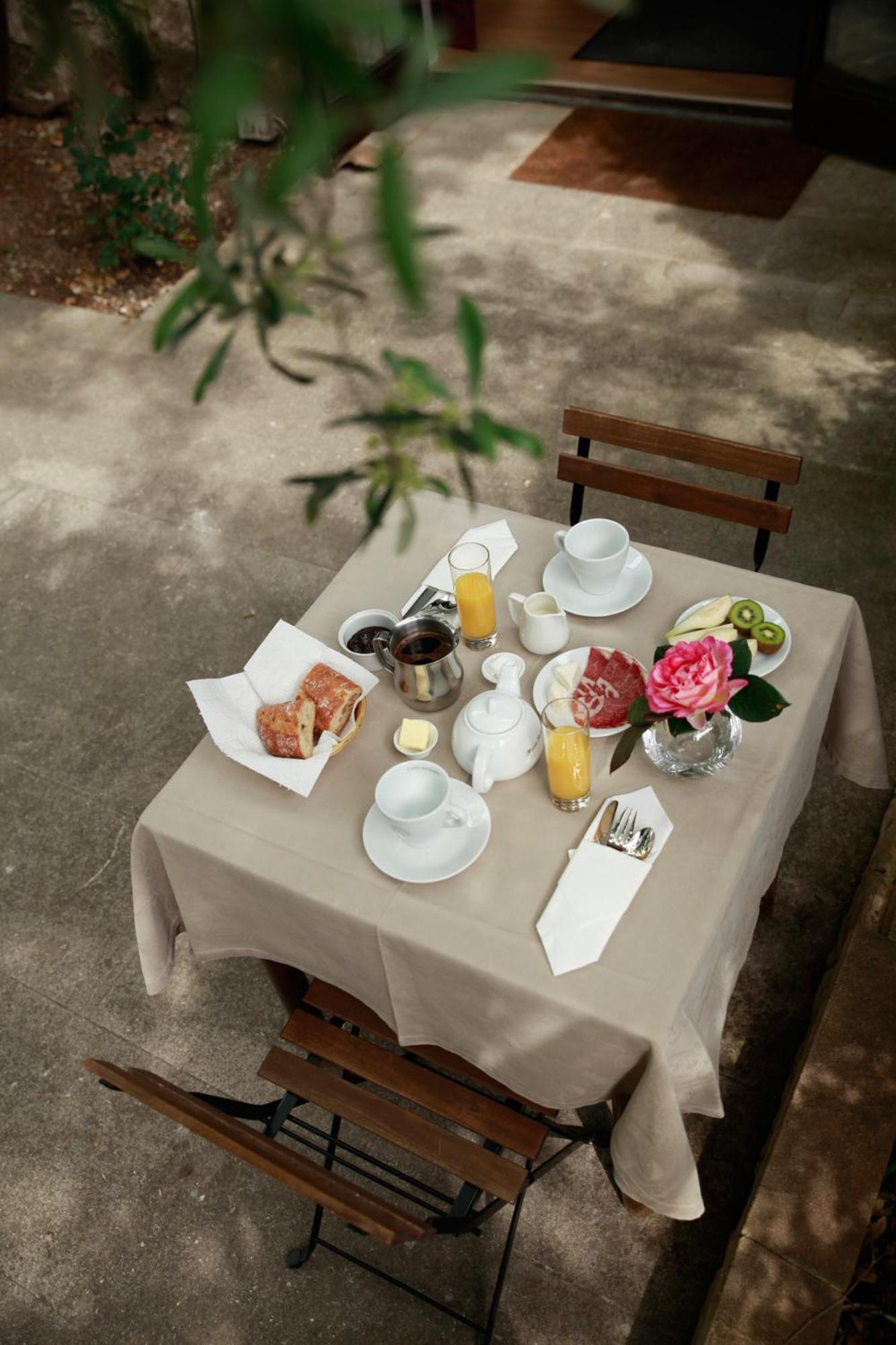 Mas D'Alaure B&B Verquieres Exterior photo